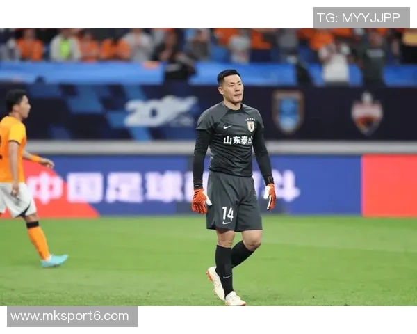 王大雷神勇扑点助队逆转裁判VAR判罚引发争议三镇点球失机