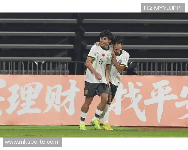 帅惟浩高空头球破门助U16国足6分钟内领先巴林队