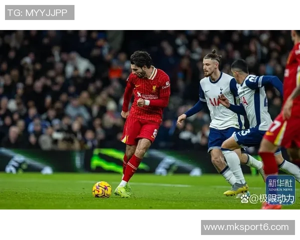 埃梅里谈对阵利物浦：尊重斯洛特调整球队的过程与挑战