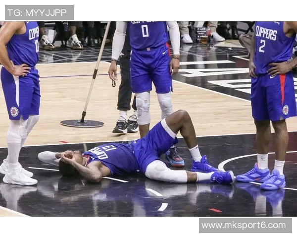 保罗本赛季状态低迷场均仅得25分助攻33真实命中率创职业新低