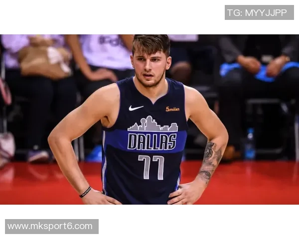 独行侠仍将关注浓眉交易动态合同剩余三年价值17357亿